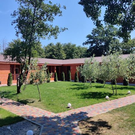 Liman Park Eco Hotel Stara Zbur'yivka Extérieur photo