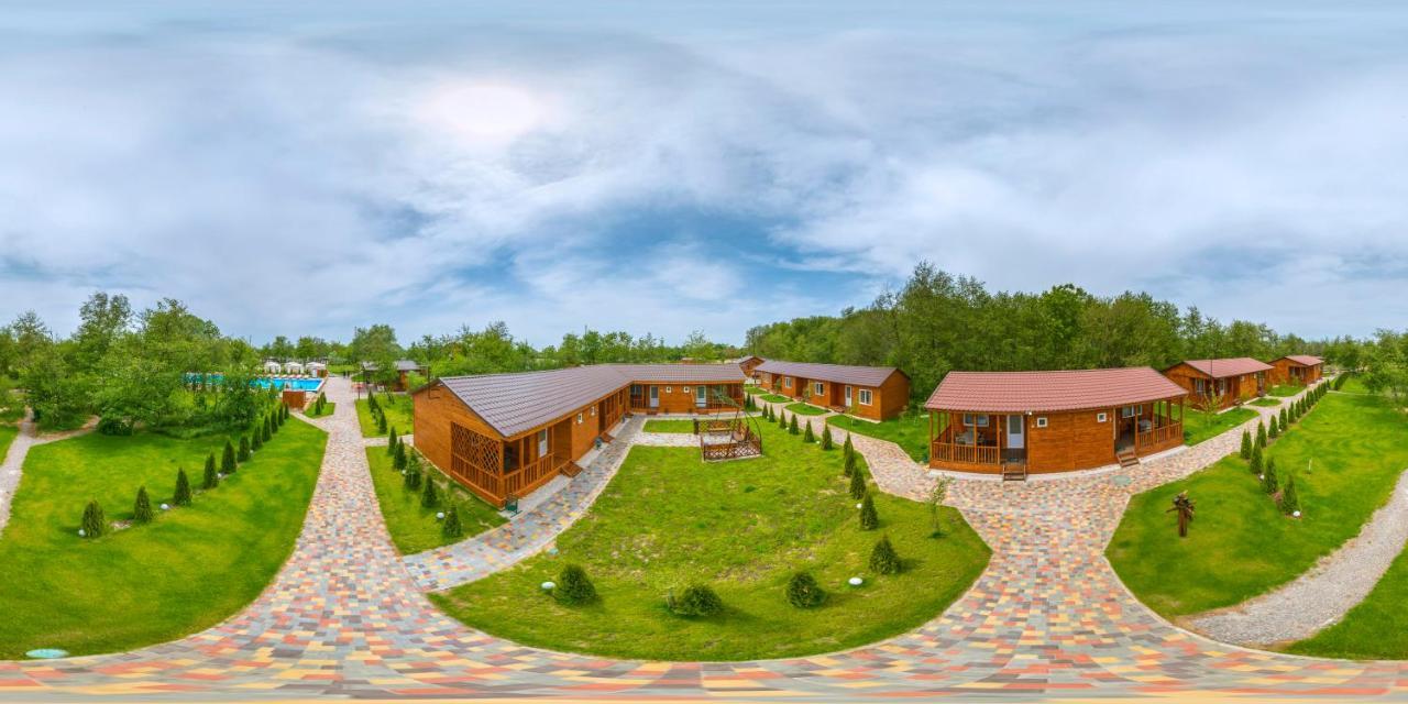 Liman Park Eco Hotel Stara Zbur'yivka Extérieur photo