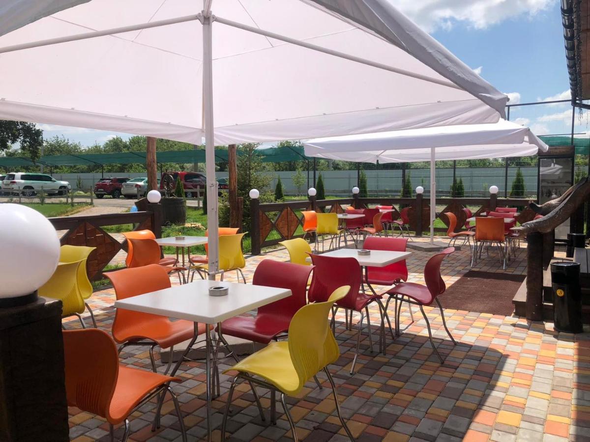 Liman Park Eco Hotel Stara Zbur'yivka Extérieur photo