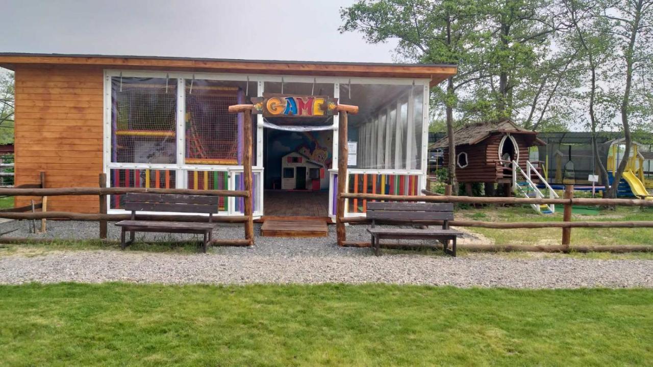 Liman Park Eco Hotel Stara Zbur'yivka Extérieur photo